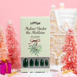 ⭐️ NEW Red Aspen